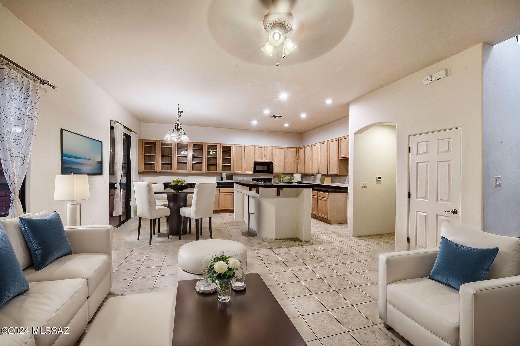 182 East Croydon Park Road Tucson, AZ 85704 - Photo 4 of 22