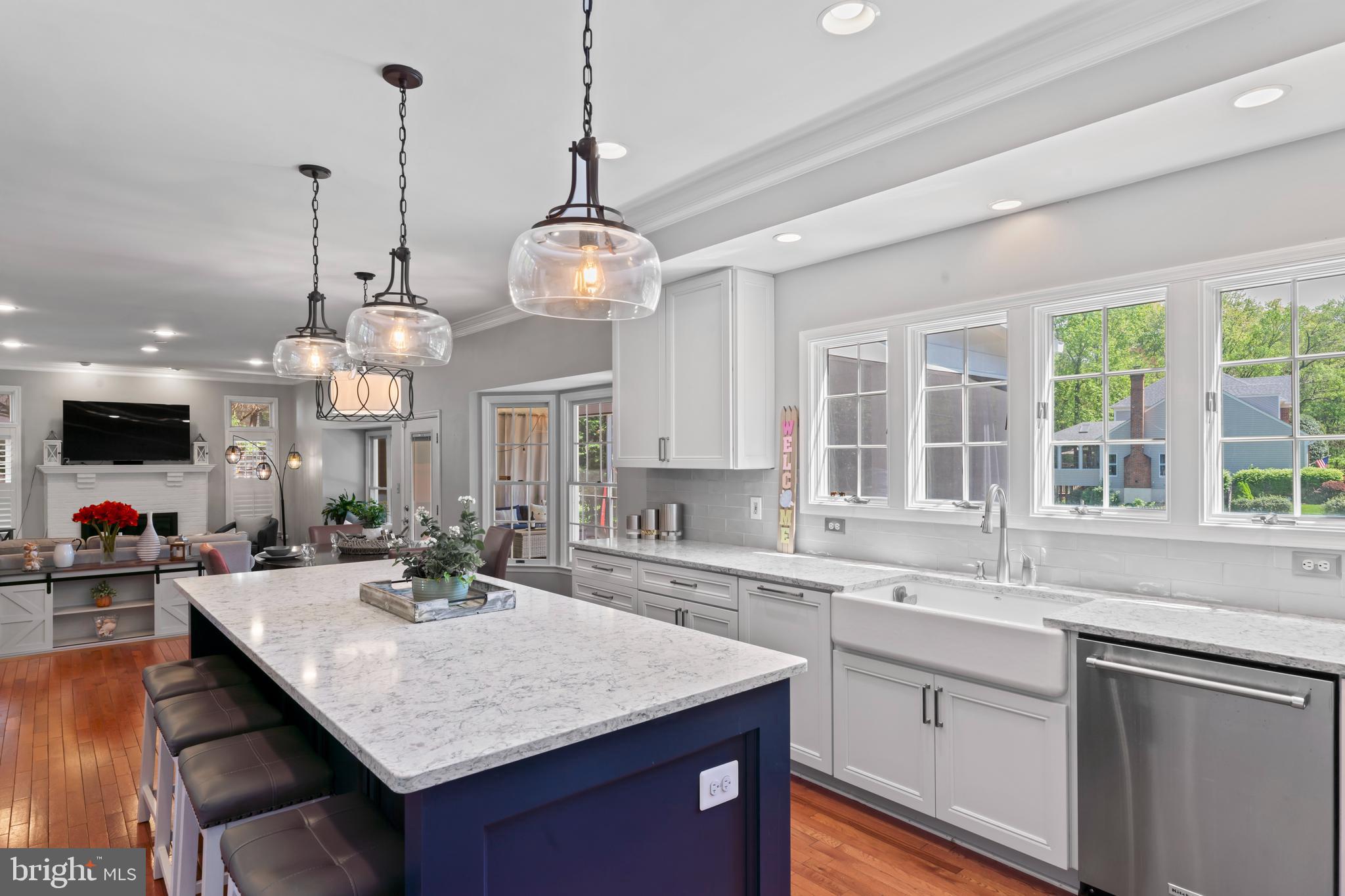 2519 Fallon Drive Herndon, VA 20171 - Photo 3 of 107