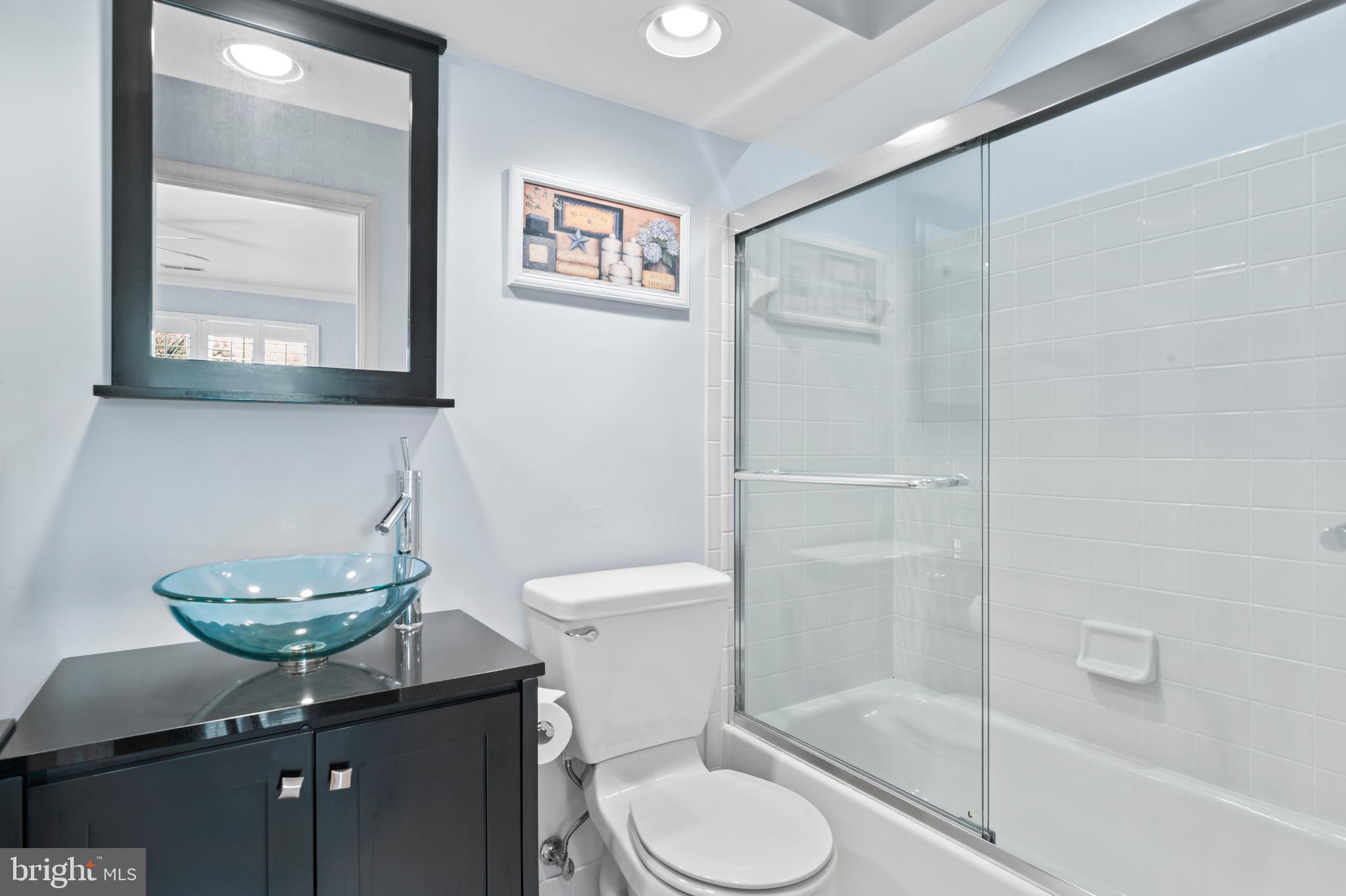 2519 Fallon Drive Herndon, VA 20171 - Photo 41 of 107 Bedroom 2 Ensuite Bathroom