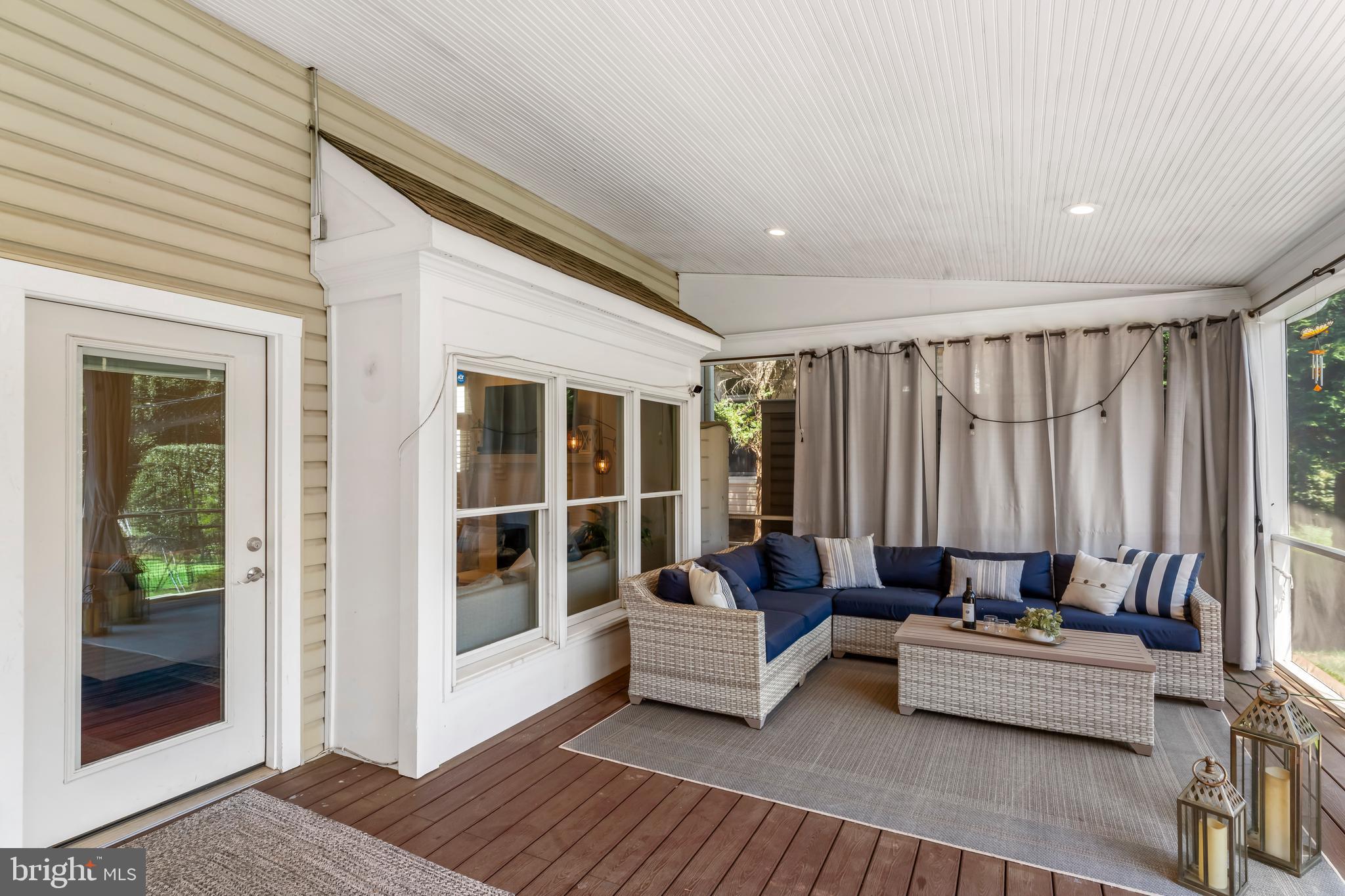 2519 Fallon Drive Herndon, VA 20171 - Photo 63 of 107 a living room with furniture and a large window