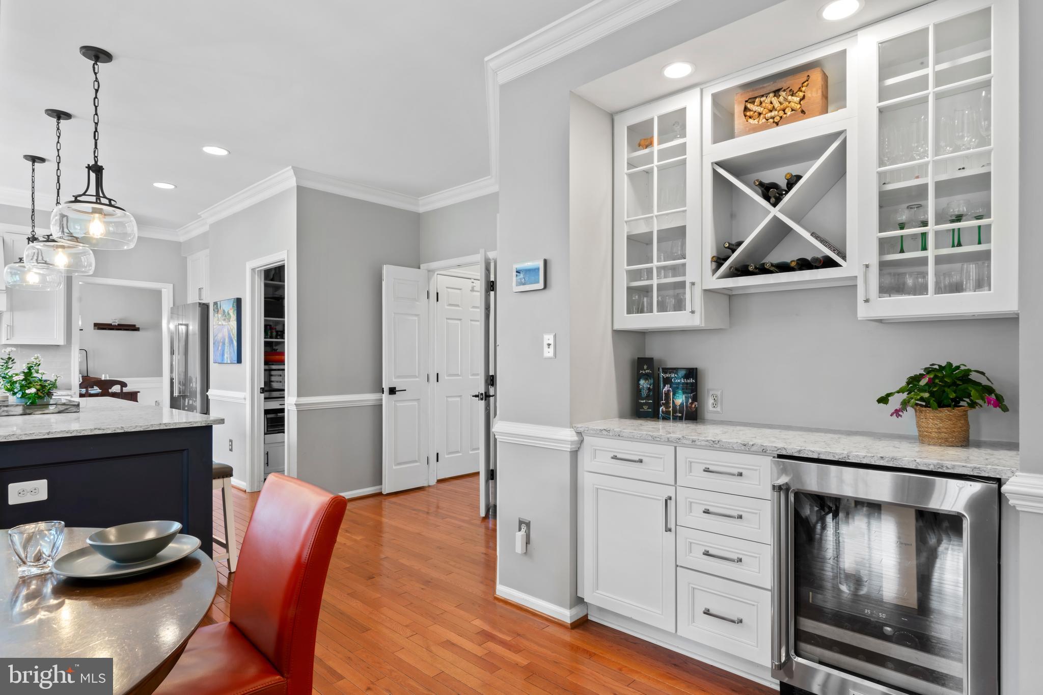 2519 Fallon Drive Herndon, VA 20171 - Photo 10 of 107