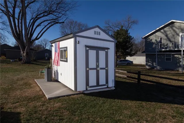 $205,000 | 103 Carlton Street, Frontenac, KS 66763