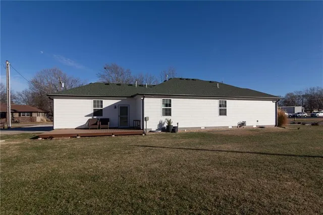 $205,000 | 103 Carlton Street, Frontenac, KS 66763