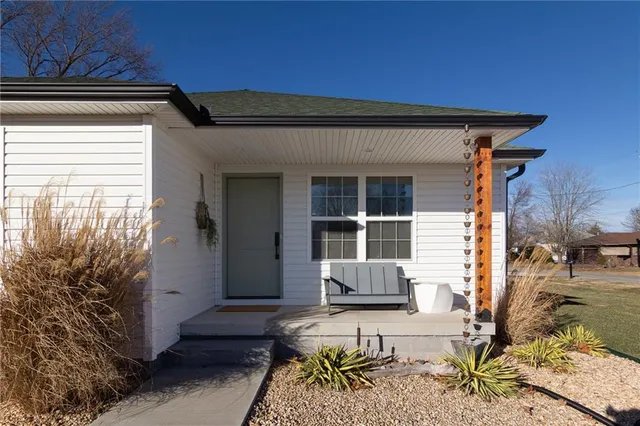 $205,000 | 103 Carlton Street, Frontenac, KS 66763