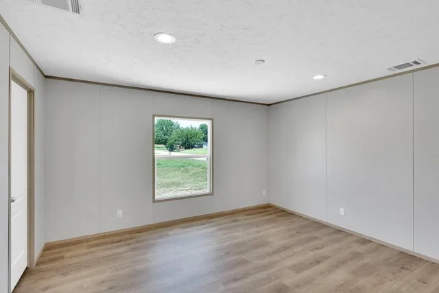 $1,600 | 5426 Highview Drive, Granbury, TX 76048