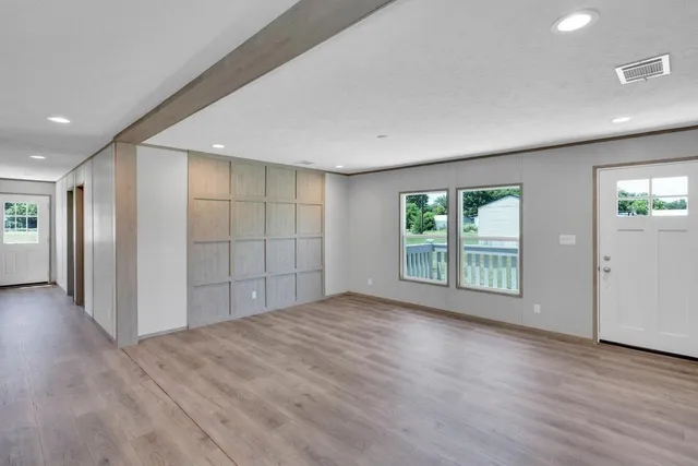 $1,600 | 5426 Highview Drive, Granbury, TX 76048