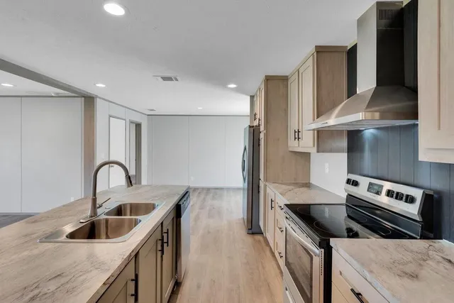 $1,600 | 5426 Highview Drive, Granbury, TX 76048