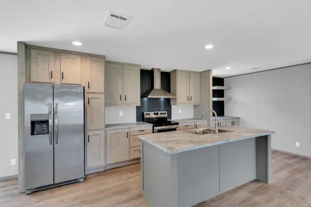 $1,600 | 5426 Highview Drive, Granbury, TX 76048