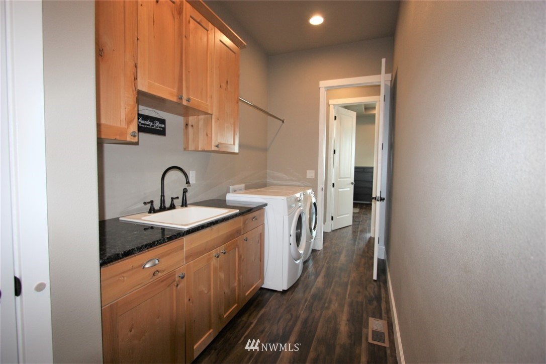 407 Confer Road Kalama, WA 98625 - Photo 16 of 25 Gallery Image 16