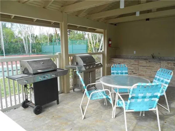 $1,995 | 4819 Village Gardens Drive, Unit 110, Sarasota, FL 34234