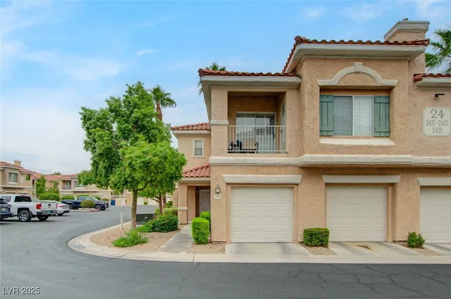 $2,150 | 251 South Green Valley Parkway, Unit 2411, Henderson, NV 89012