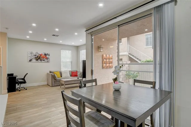 $2,150 | 251 South Green Valley Parkway, Unit 2411, Henderson, NV 89012