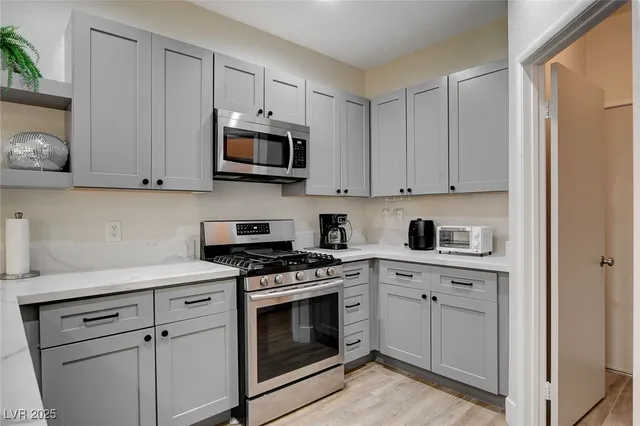 $2,150 | 251 South Green Valley Parkway, Unit 2411, Henderson, NV 89012
