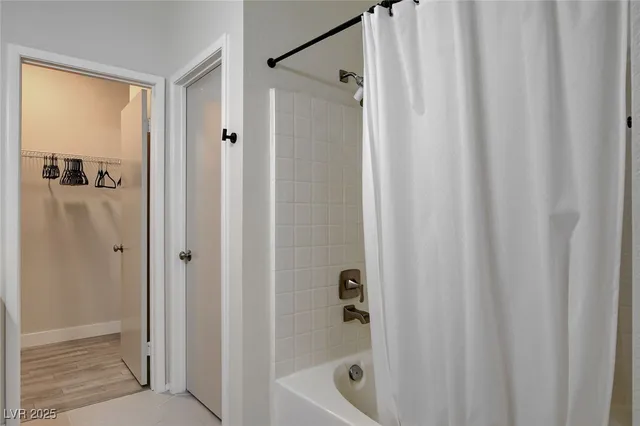 $2,150 | 251 South Green Valley Parkway, Unit 2411, Henderson, NV 89012