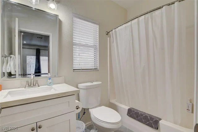 $2,150 | 251 South Green Valley Parkway, Unit 2411, Henderson, NV 89012