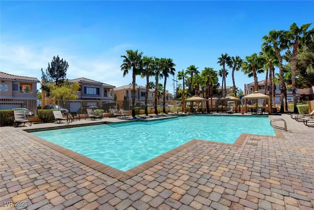 $2,150 | 251 South Green Valley Parkway, Unit 2411, Henderson, NV 89012