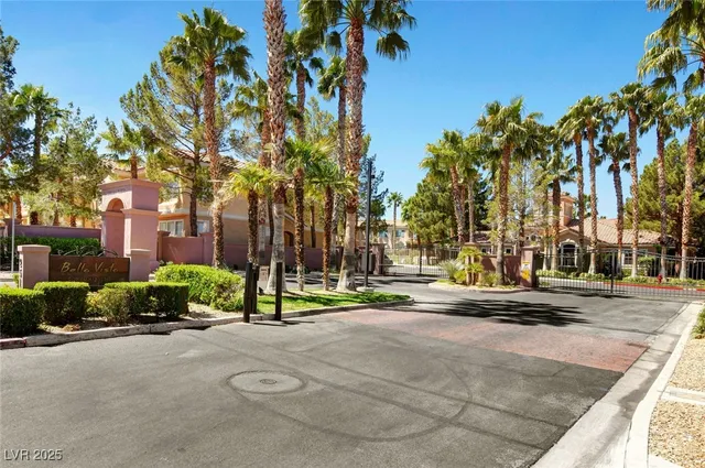 $2,150 | 251 South Green Valley Parkway, Unit 2411, Henderson, NV 89012