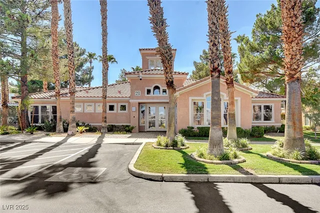 $2,150 | 251 South Green Valley Parkway, Unit 2411, Henderson, NV 89012