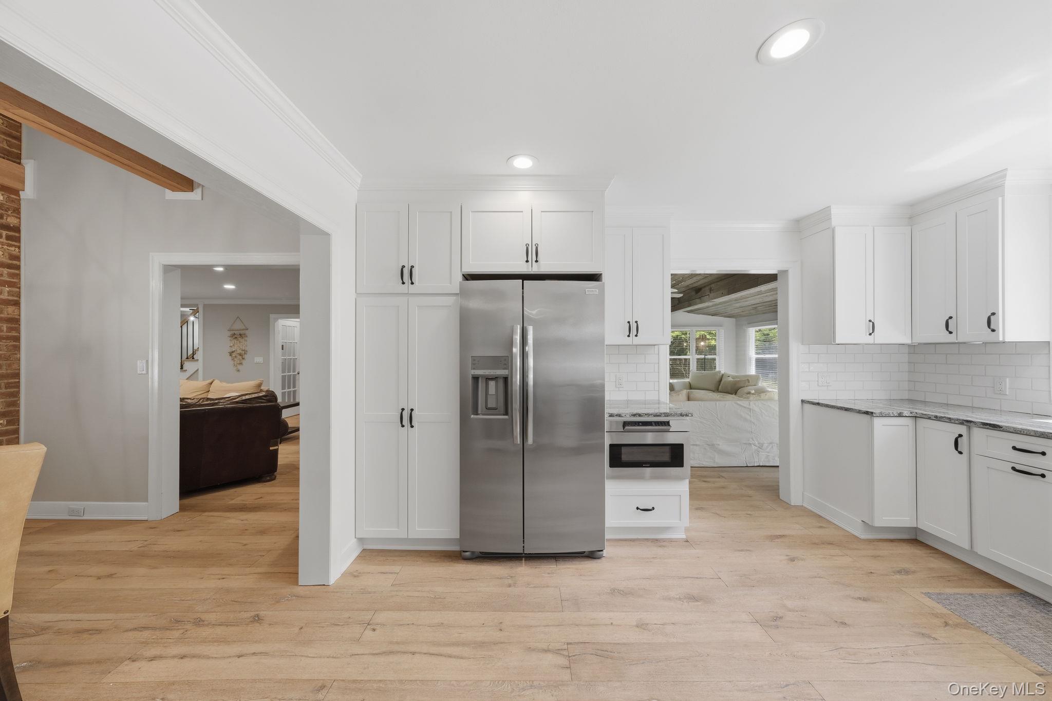 30 Landing Meadow Road Smithtown, NY 11787 - Photo 20 of 50