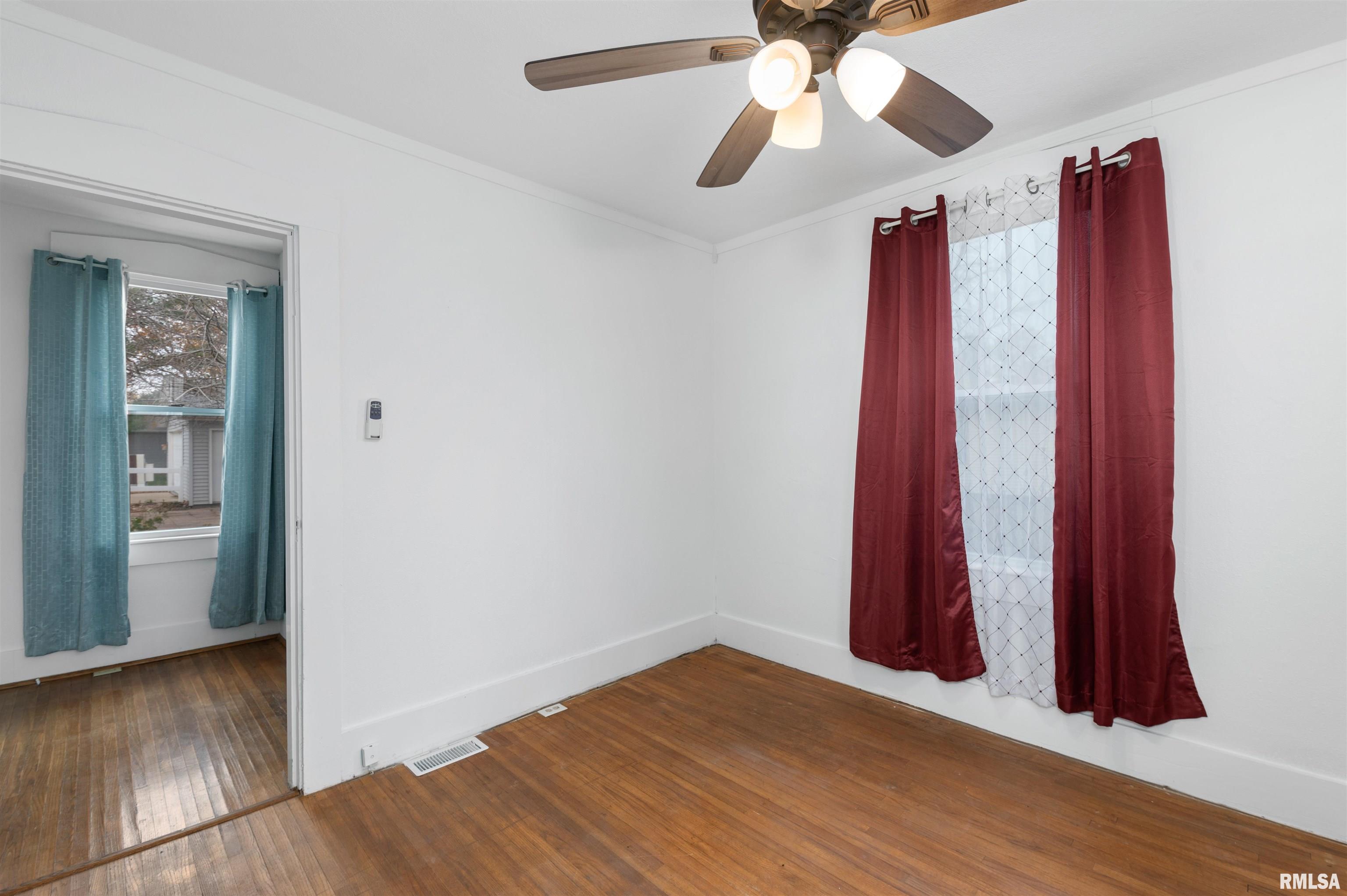 9475 New Liberty Road Walcott, IA 52773 - Photo 14 of 21 Gallery Image 14
