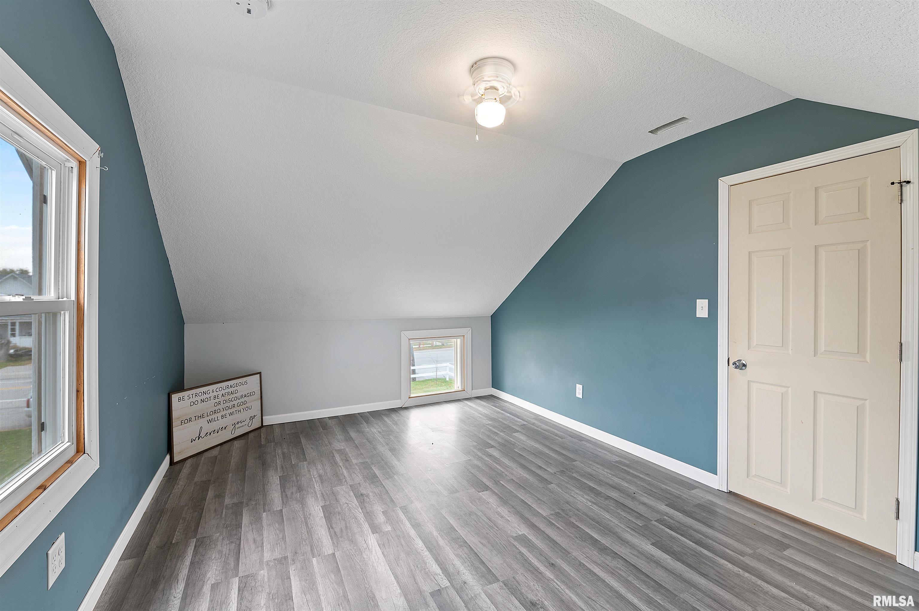 9475 New Liberty Road Walcott, IA 52773 - Photo 9 of 21 Gallery Image 9