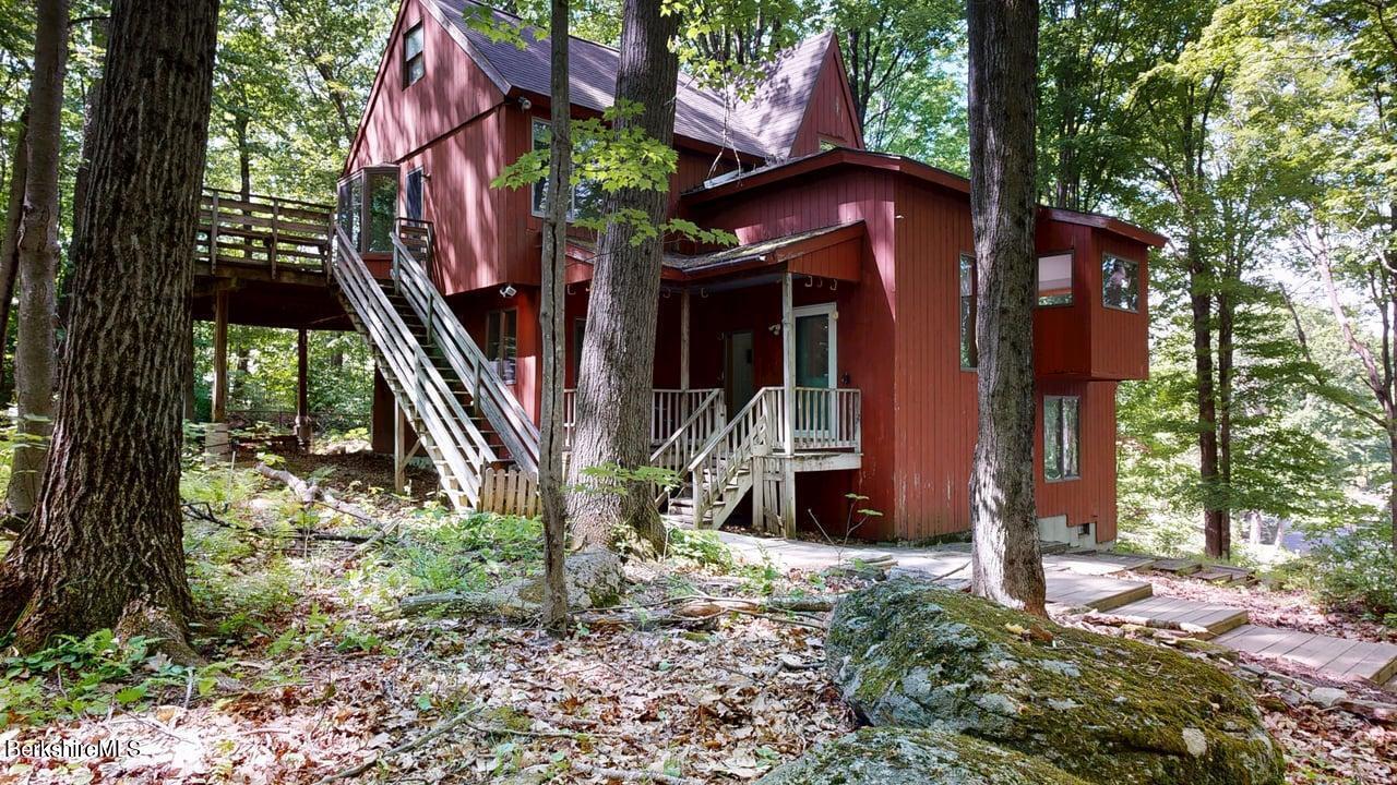 38 Hubbard Street Lenox, MA 01240 - Photo 23 of 24 Exterior - Side