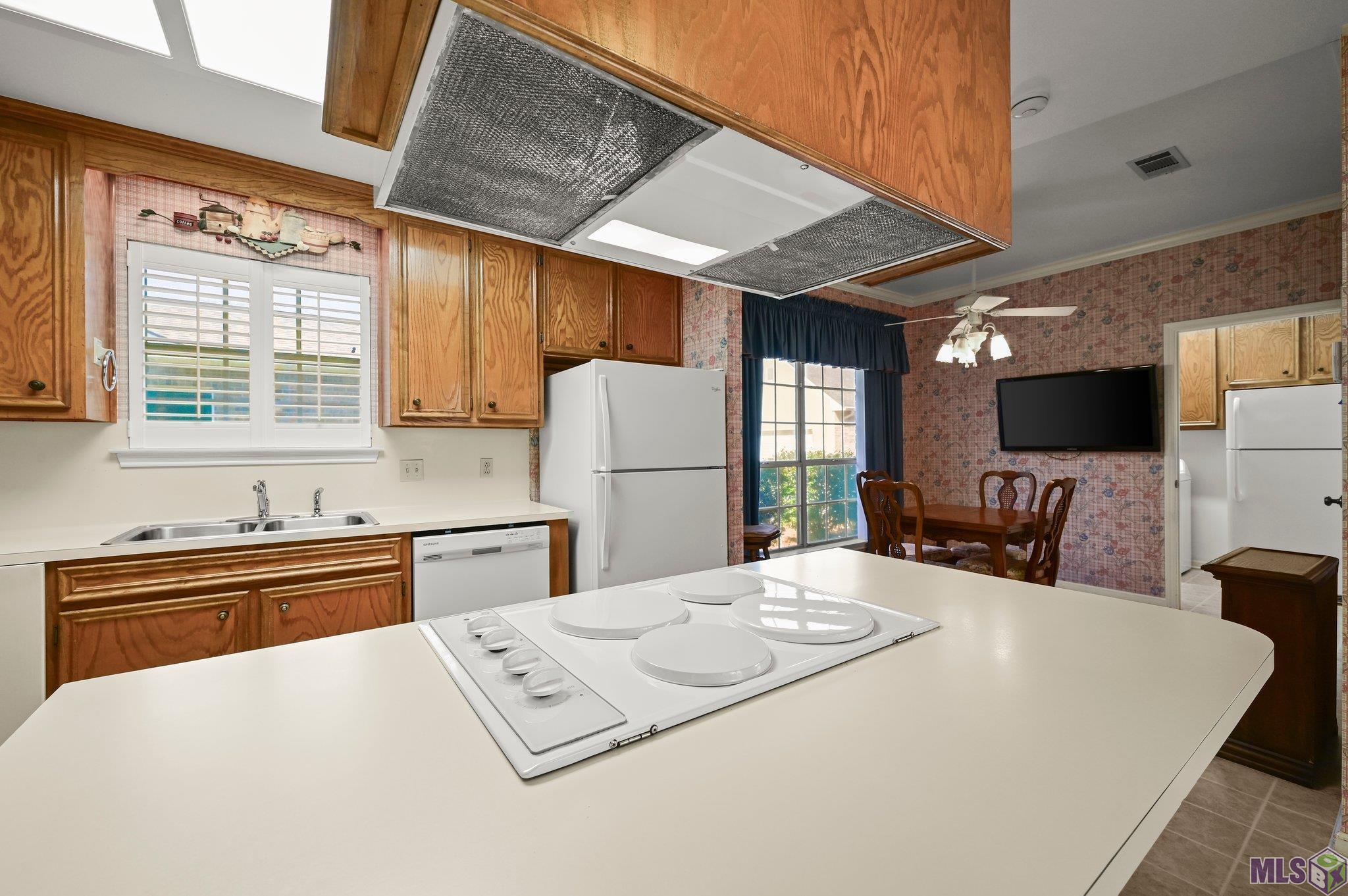 1649 Sharp Road Baton Rouge, LA 70815 - Photo 8 of 23