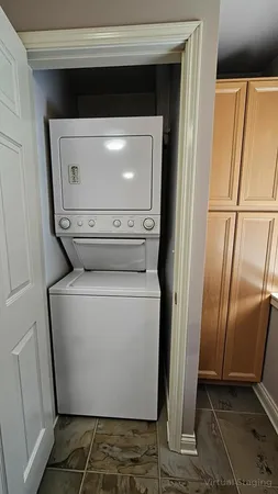 $2,195 | 101 Ashland Avenue, Unit 2N, Evanston, IL 60202