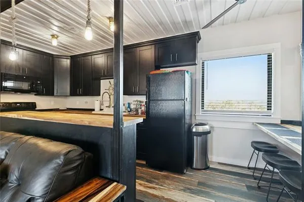 $620,000 | 1729 Yscloskey Highway, St. Bernard, LA 70085