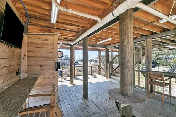$620,000 | 1729 Yscloskey Highway, St. Bernard, LA 70085