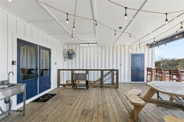 $620,000 | 1729 Yscloskey Highway, St. Bernard, LA 70085