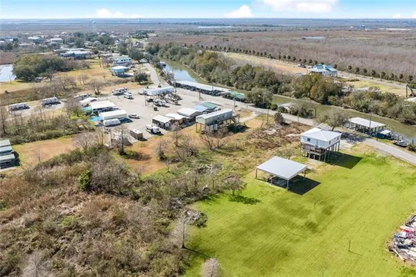 $620,000 | 1729 Yscloskey Highway, St. Bernard, LA 70085