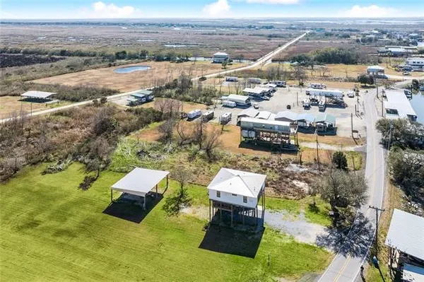 $620,000 | 1729 Yscloskey Highway, St. Bernard, LA 70085