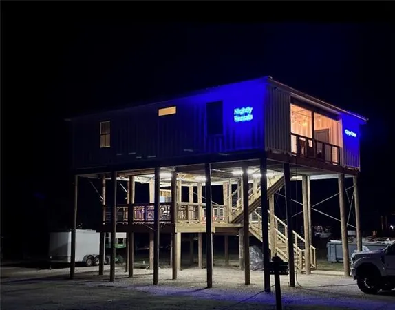 $620,000 | 1729 Yscloskey Highway, St. Bernard, LA 70085