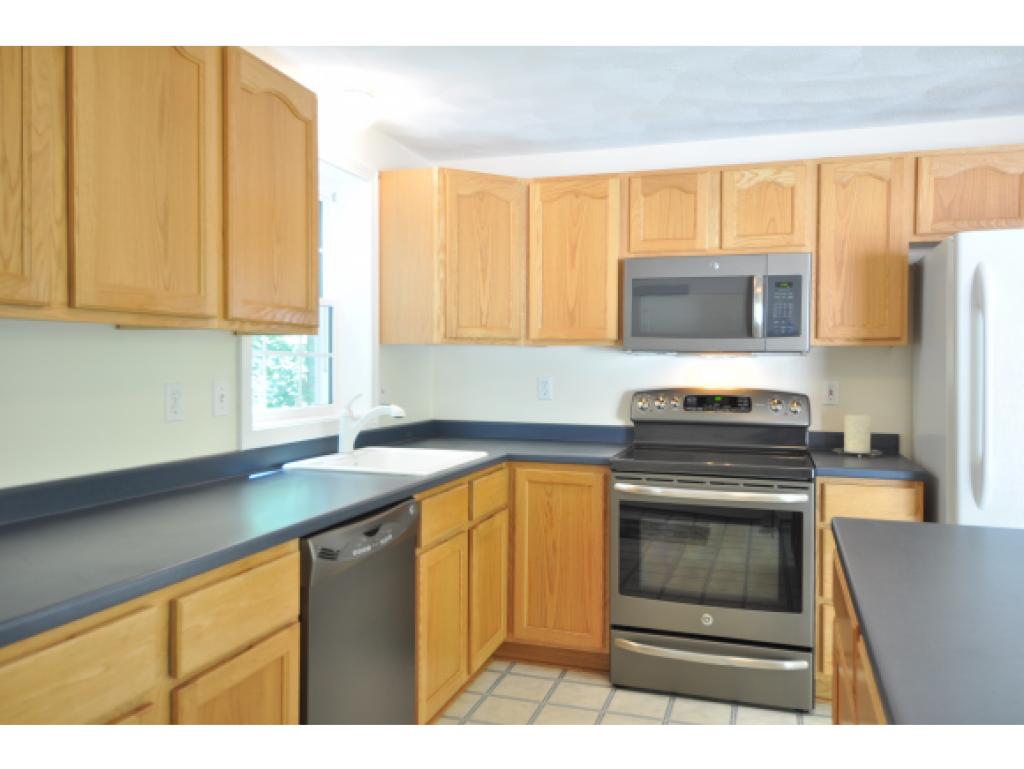 63 N Road Sandown, NH 03873 - Photo 9 of 30 Gallery Image 9