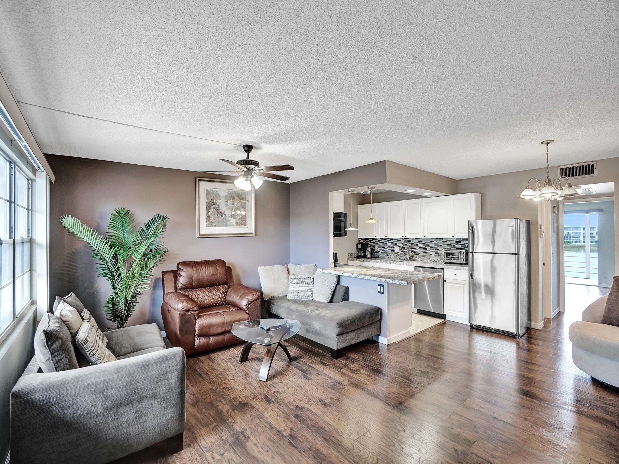 3014 Cornwall East Boca Raton, FL 33434 - Photo 2 of 40 Photo 2