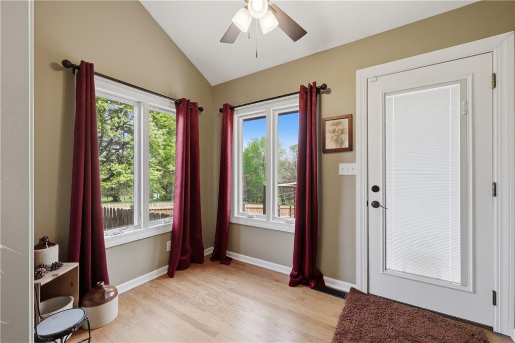 561 White Road Bates City, MO 64011 - Photo 30 of 76