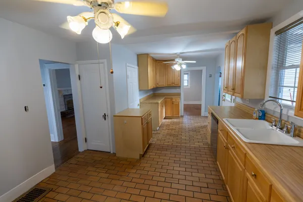 $2,800 | 1308 Riverside Drive, Nashville, TN 37206