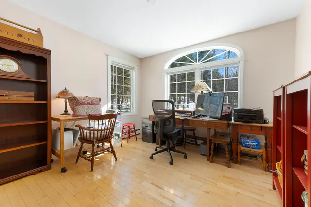 $650,000 | 23 Sunny Acres Lane, Boothbay, ME 04537