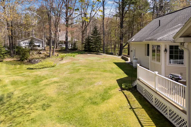 $650,000 | 23 Sunny Acres Lane, Boothbay, ME 04537