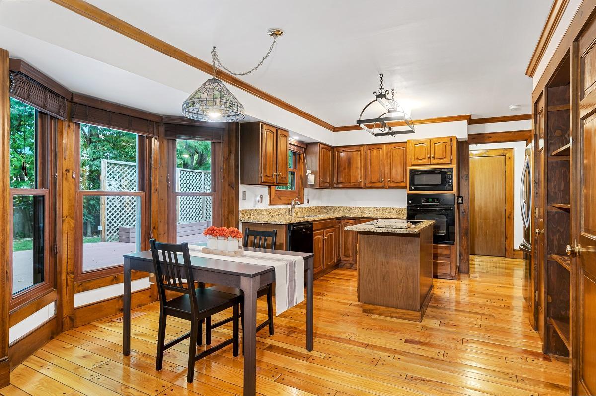 5378 Roscommon Road Dublin, OH 43017 - Photo 16 of 44 Gallery Image 16