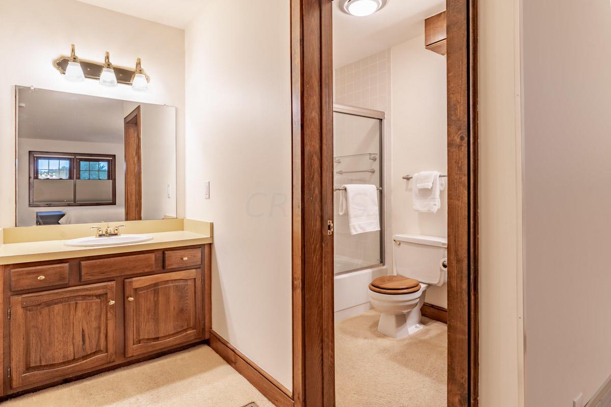 5378 Roscommon Road Dublin, OH 43017 - Photo 31 of 44 Gallery Image 31