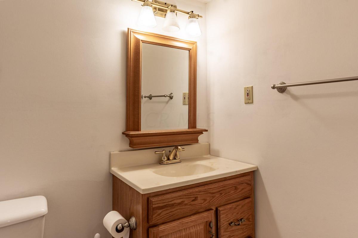 5378 Roscommon Road Dublin, OH 43017 - Photo 36 of 44 Gallery Image 36