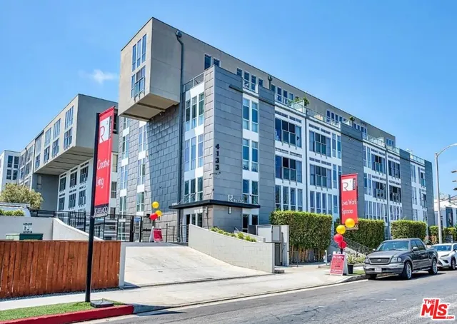 $5,955 | 4133 Redwood Avenue, Unit 1023, Los Angeles, CA 90066