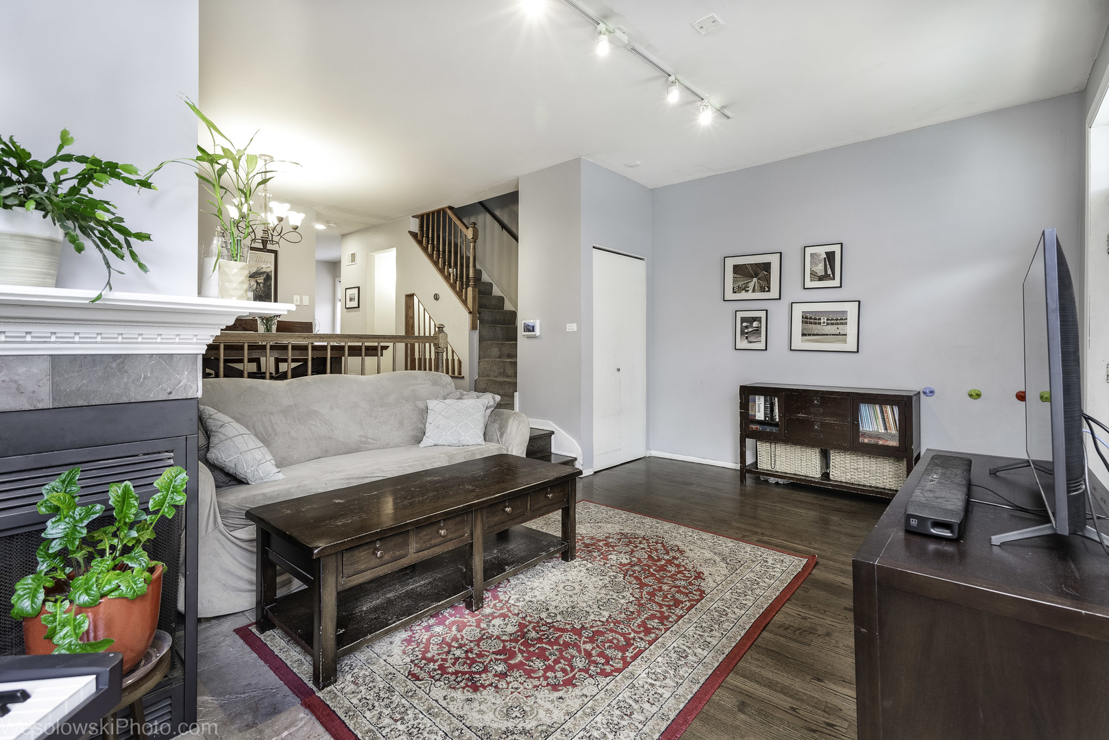 3315 North Racine Avenue, Unit E Chicago, IL 60657 - Photo 6 of 31