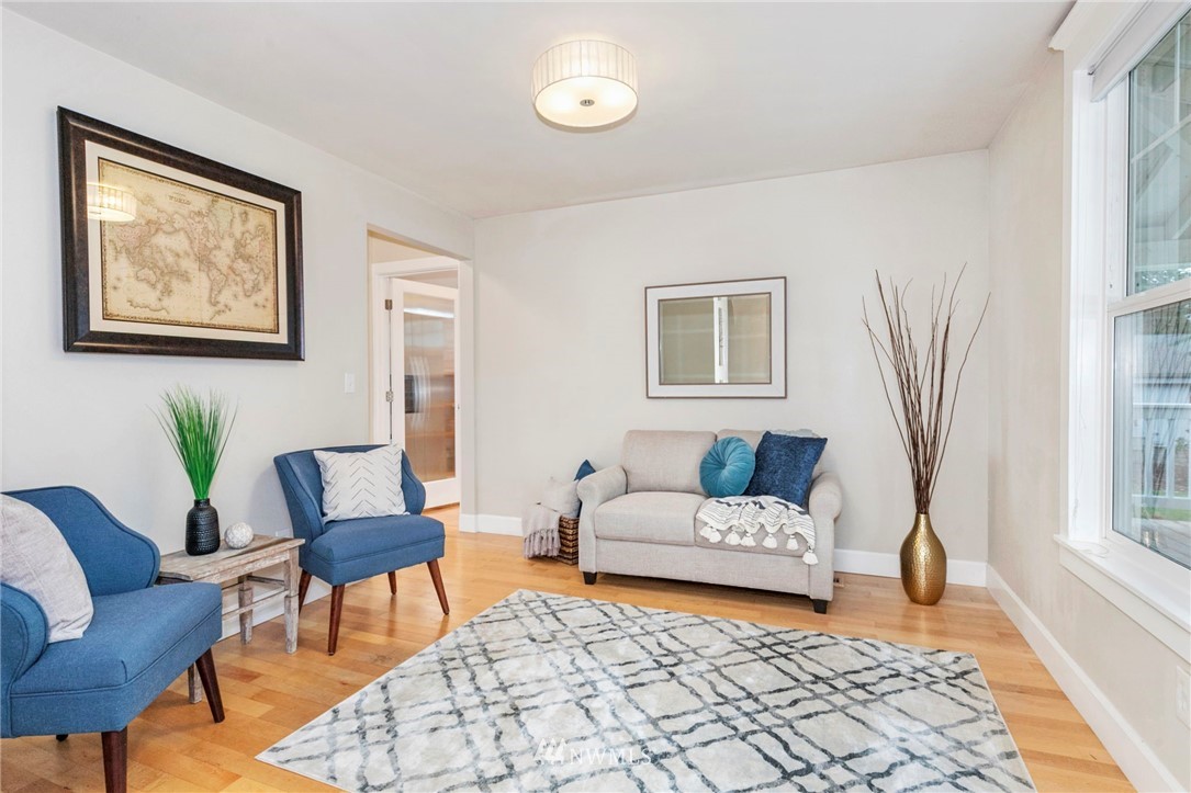 4450 Dyes Inlet Road Northwest Bremerton, WA 98312 - Photo 12 of 40 Gallery Image 12