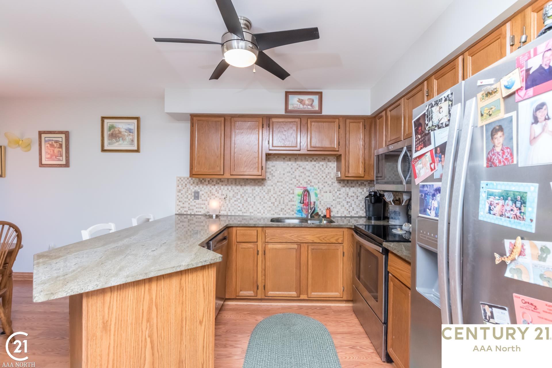 2327 Rochelle Park Drive Rochester Hills, MI 48309 - Photo 24 of 58