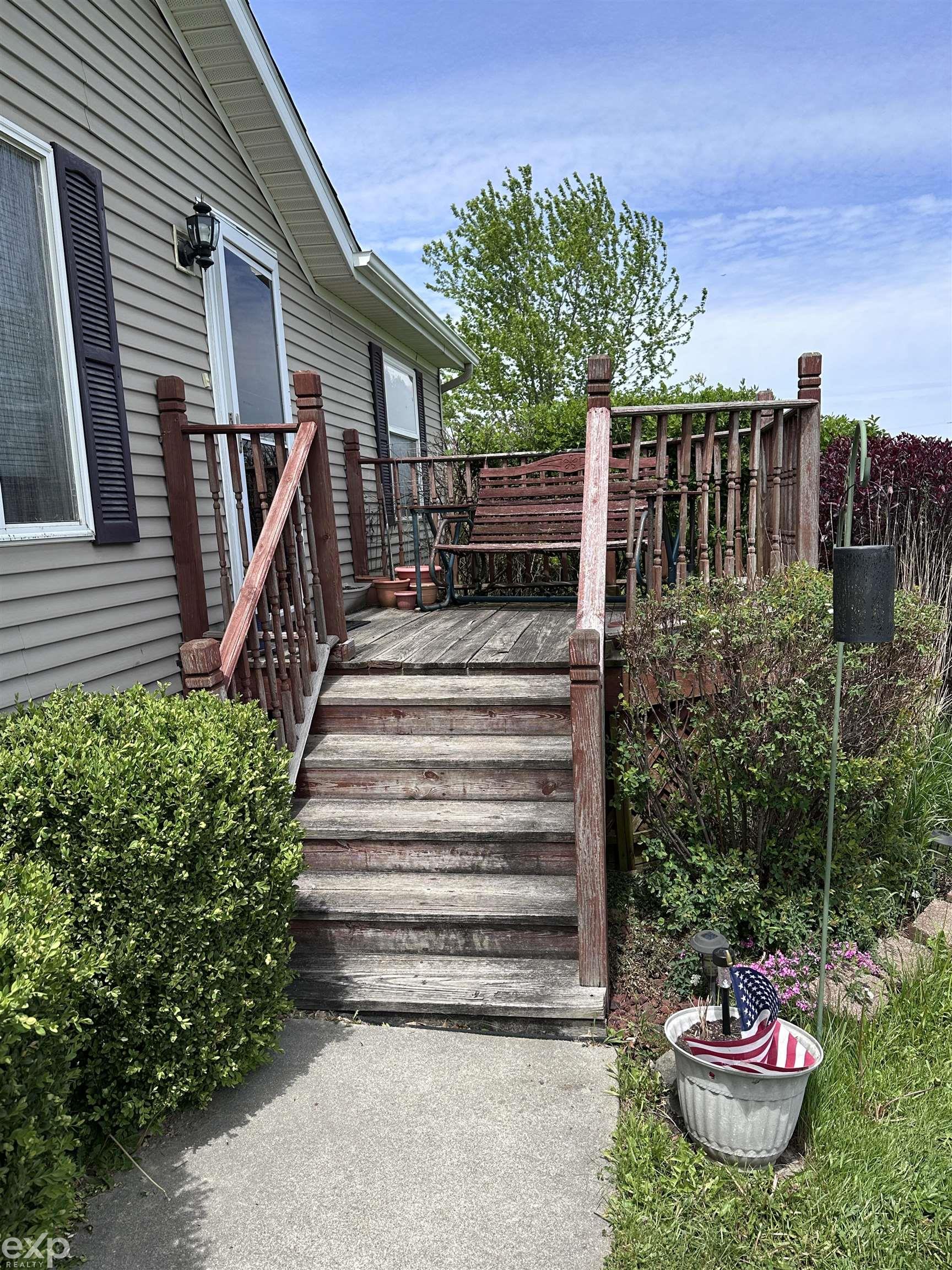 8787 Wildcat Road Jeddo, MI 48032 - Photo 5 of 27