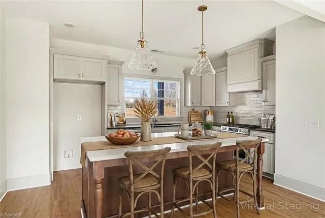 $599,900 | 8020 Highway 65, Summerfield, NC 27358