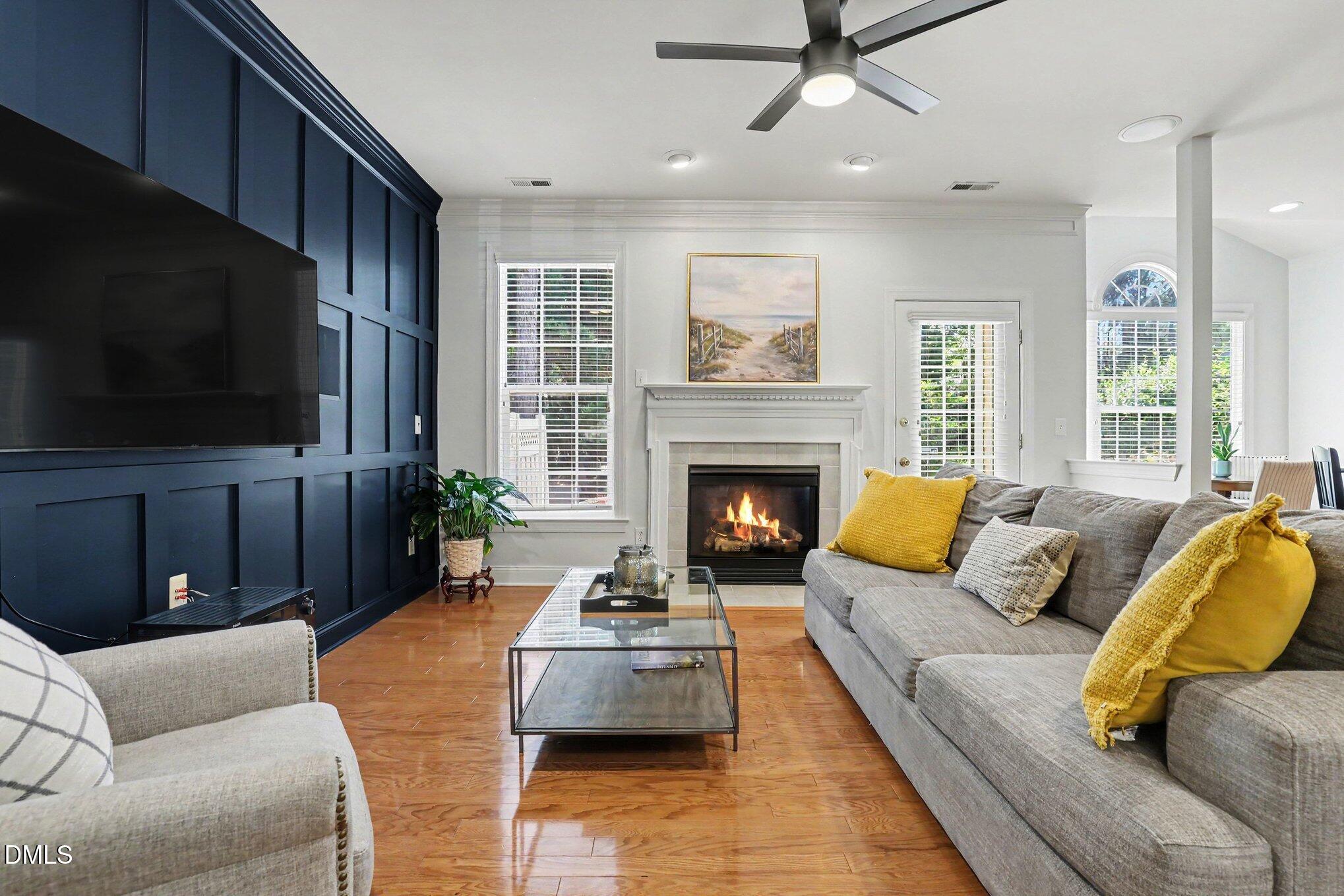11215 Presidio Drive Raleigh, NC 27617 - Photo 4 of 30 007_file_5472